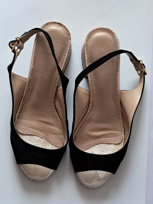 Buty damskie skórzane.