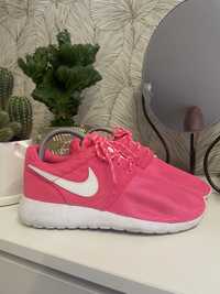 Damskie trampki Nike Roshe Run