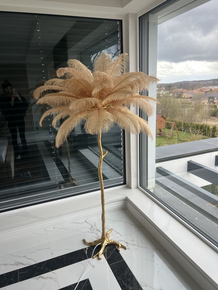 Lampa stojąca z piorami strusia 170 cm piekna