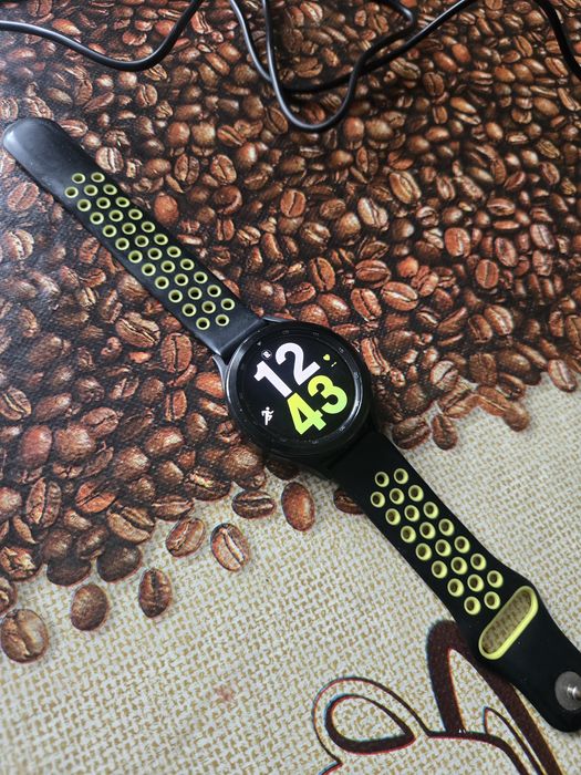 Samsung Watch galaxy 4