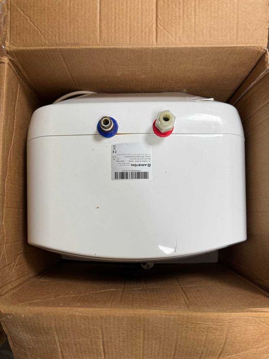 Бойлер Ariston Blu Evo 30 RS 30л електричний нагрівач води