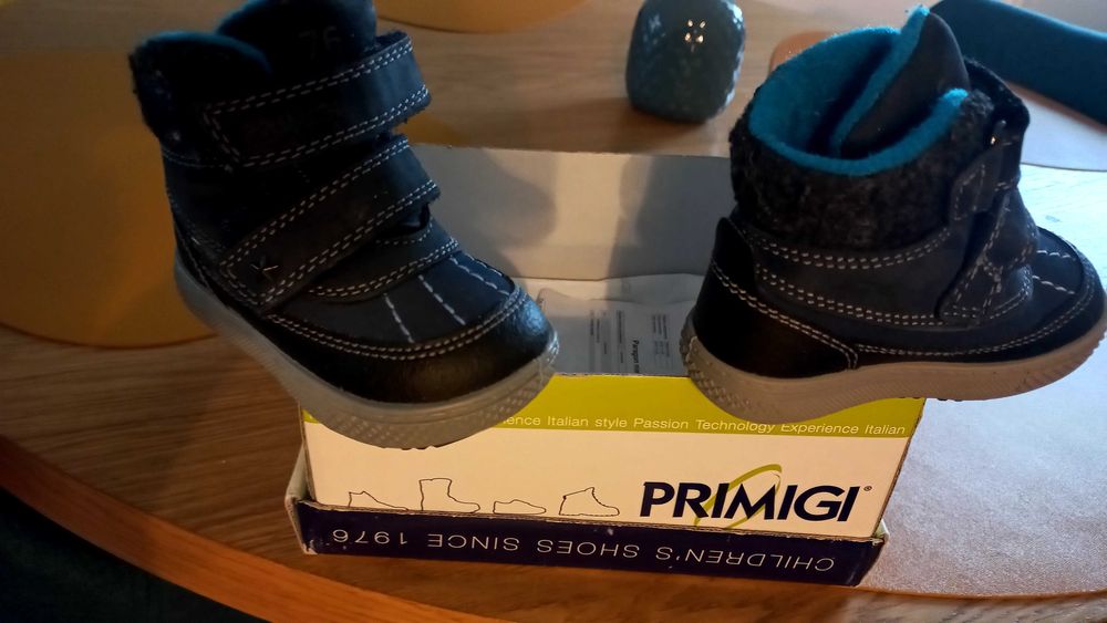 Buty zimowe Primigi, r. 19