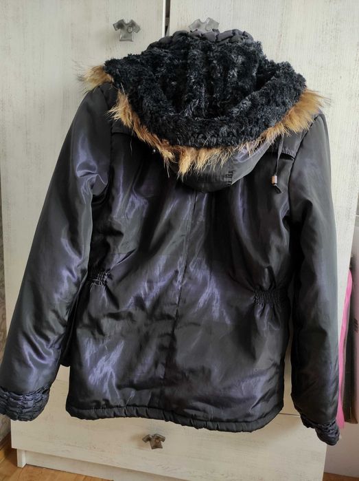 Kurtka puchowa, kurtka czarna, kurtka z futerkiem, kurtka zimowa