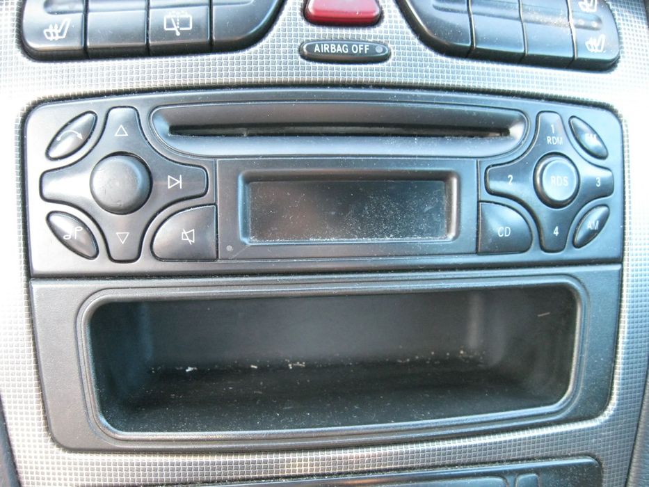 Mercedes kombi 203 c klasa radio oryginalne