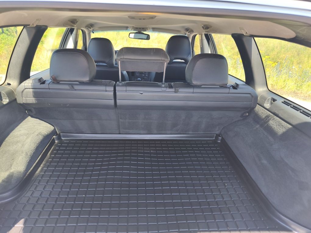 Volvo  V70 I 2.4