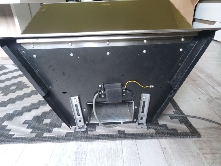 Okap Whirlpool akr 550 inox