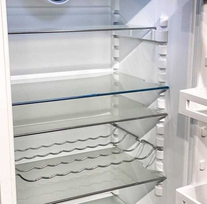 Холодильник LIEBHERR CN 3915