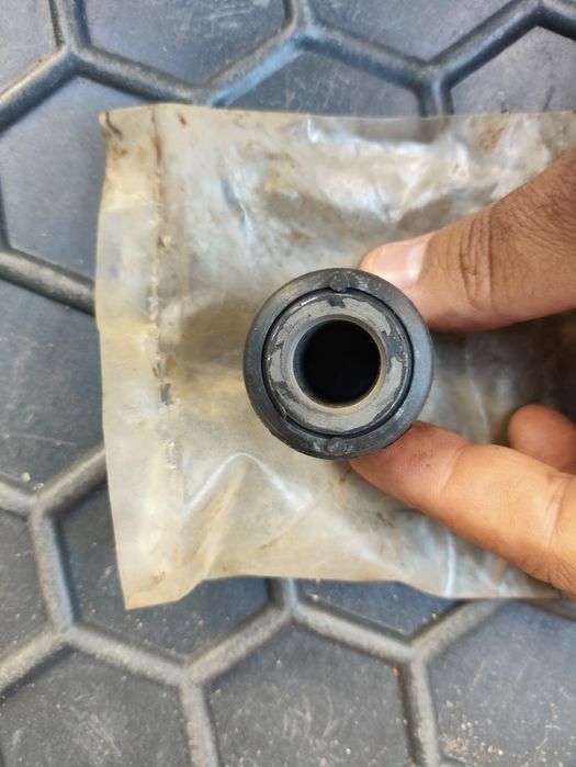 49001-BN01A Сайлентблок рулевой рейки Nissan Almera Classic