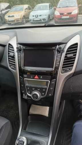 Radio Android 13 Hyundai i30 Elantra GT 2011/2017 gps wifi bluetooth