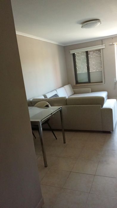 Apartamento T2 (ler o anúncio com atenção)
