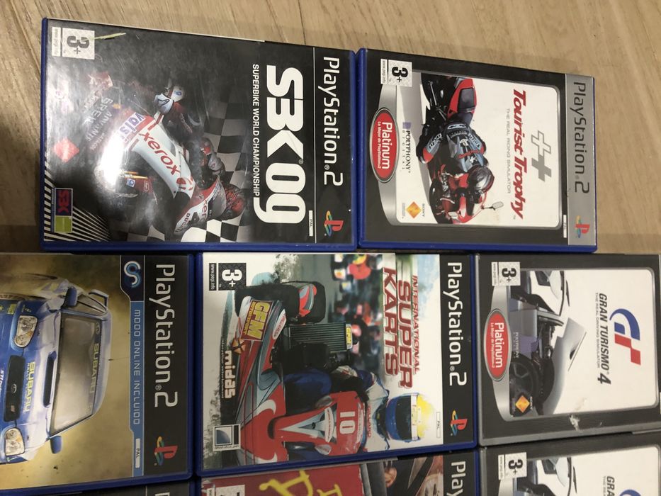 Vendo jogos ps2 (carro e motas)