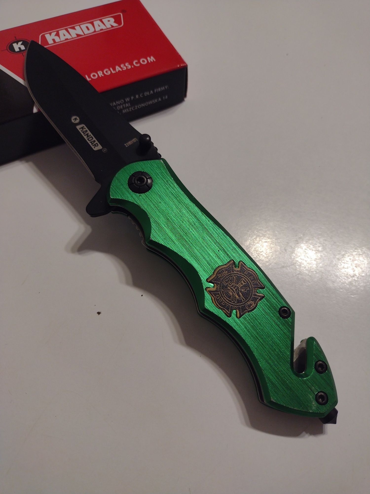 Nóż składany scyzoryk ratowniczy wybijak przecinak survival zielony