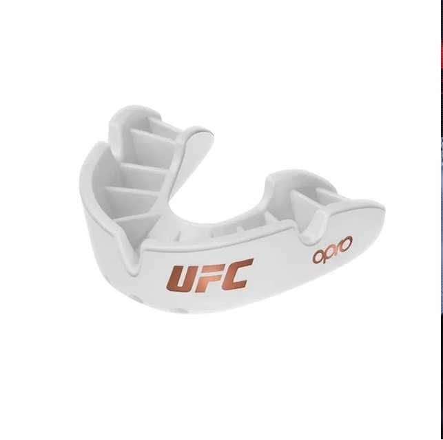 Opro Ochraniacz Na Zęby UFC Bronze Biały/dla dorosłych/NOWY