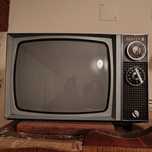Televisor Zenith antigo