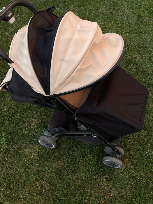 Коляска прогулянкова