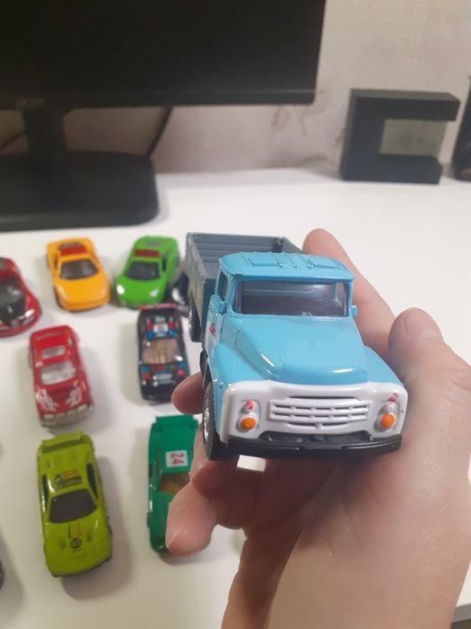 Машинки одним лотом