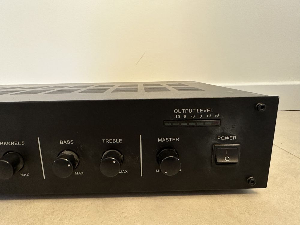 Wzmacniacz audio 100V/70V/8omów marki PA-Tech. Model QSM-606E.
