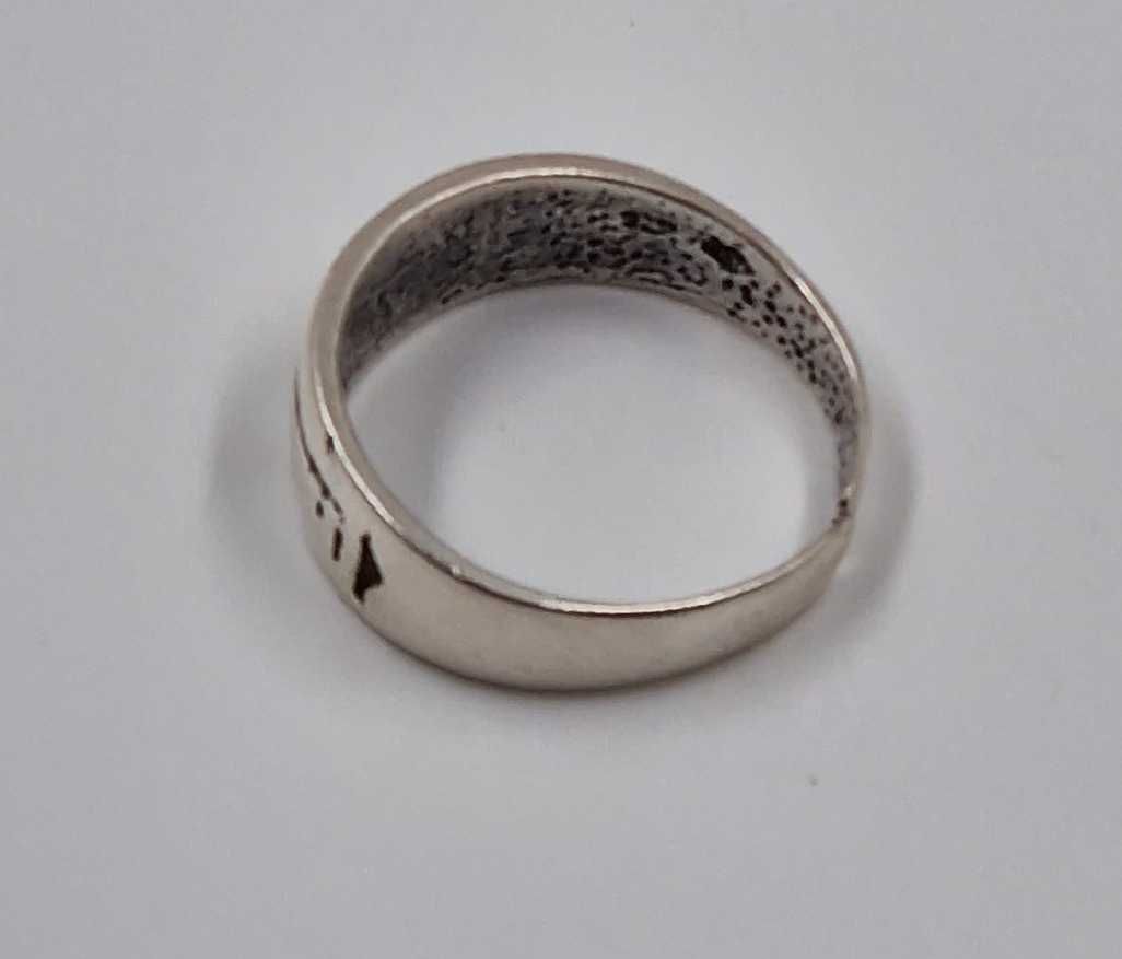 Srebrny pierścionek 925 4,04g r18 / Nowy Lombard / TG