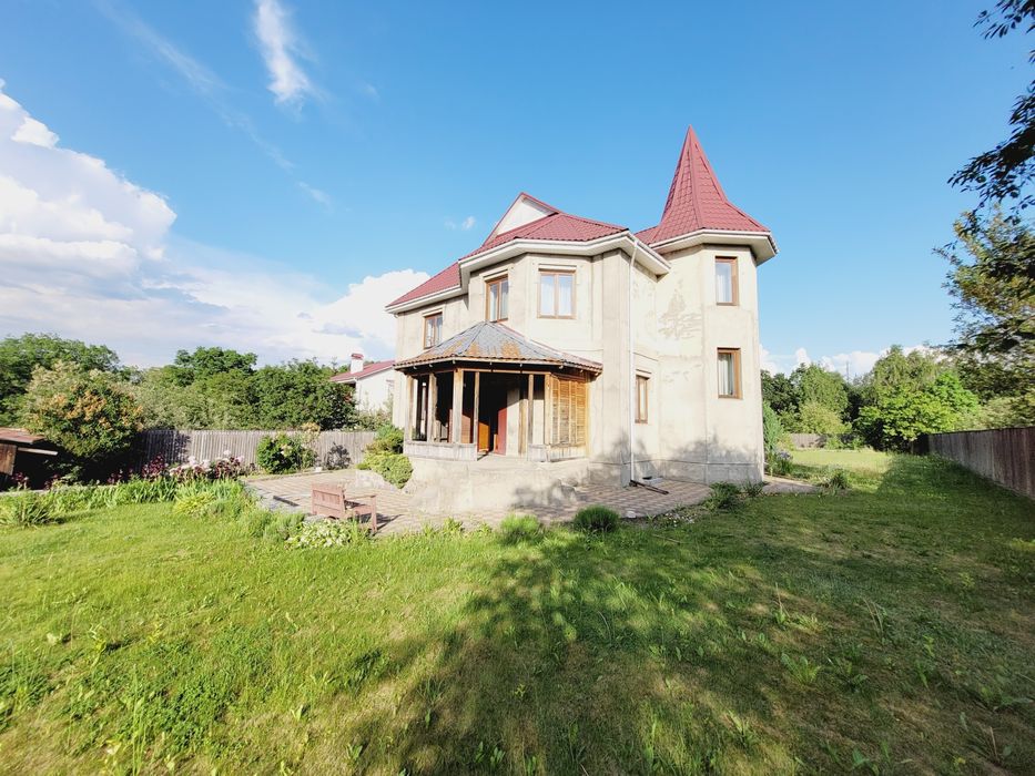 Продам вишуканий будинок в елітному р-ні Станишівки