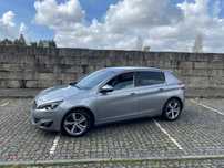Peugeot 308 1.6 BlueHDi J17 Allure (11.990€ ou desde 160/mês)