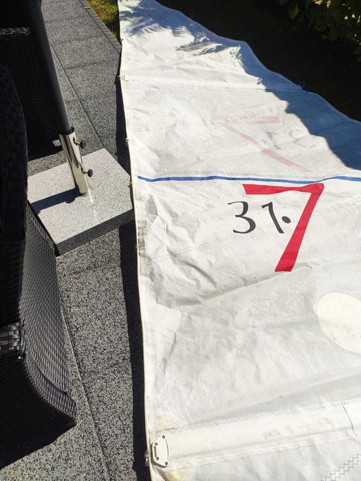 Żagiel Grot ok. 25m2 na jacht 30-35 stóp LP 10.45 LW 11.20 LD 3.84