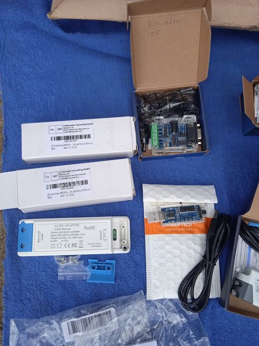 sprzedam widoczne przedmioty