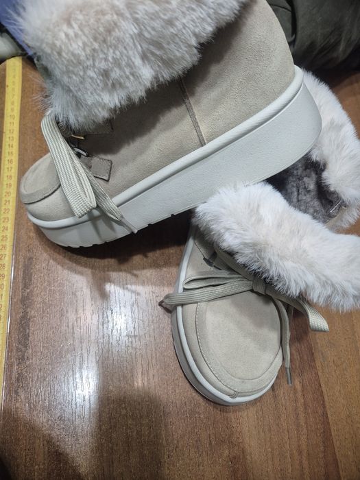 Зимові,теплі ботиночки,натуральна замша.
