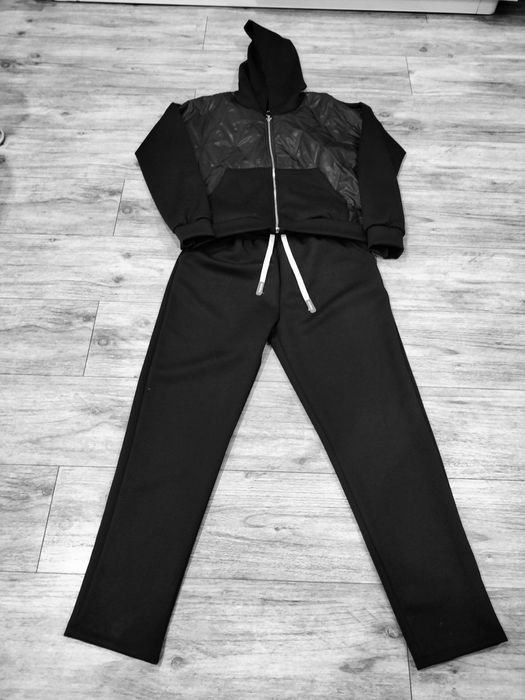Piękny dres Oversize