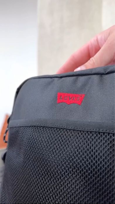 месенджер Levis оригінал