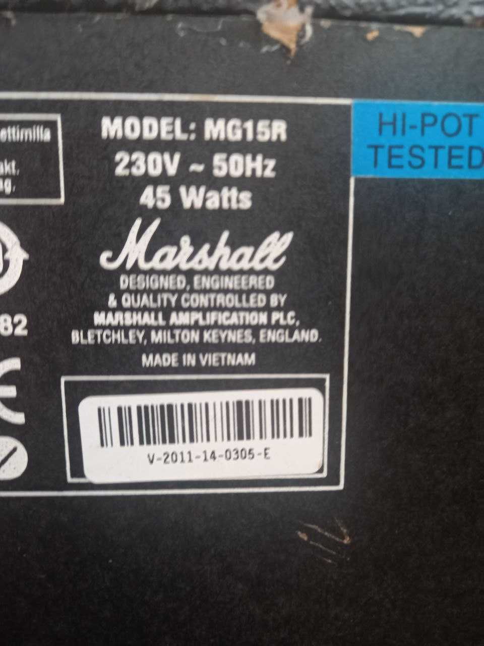 Комбоусилитель  Marshall MG15R