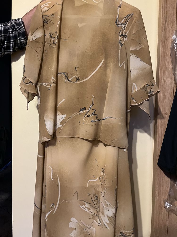 Garsonka vintage elegancki komplet koszula i spódniczka z rozcięciem