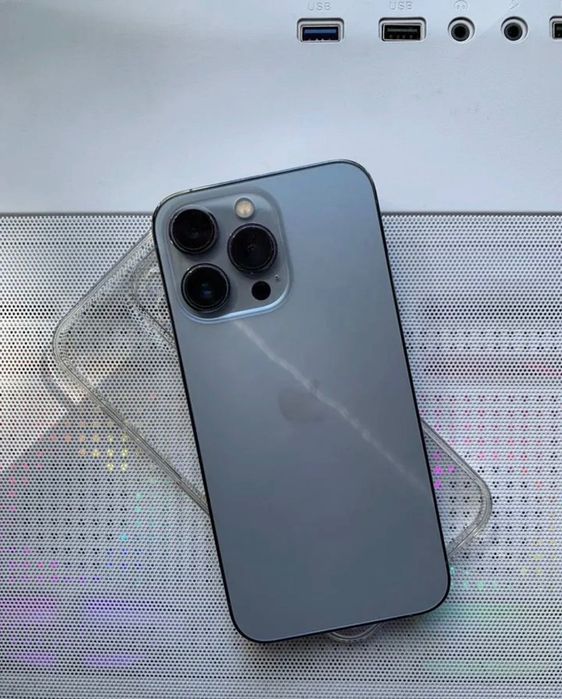 Продам IPhone 13 Pro 256