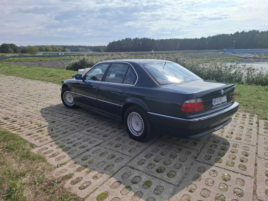 BMW E38 728i Oryginalny stan