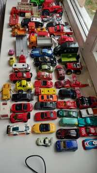 Машинки самые разные коллекционныне игрушки