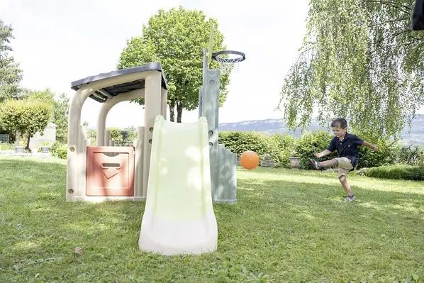 Ігровий центр Smoby 840206 з баск. корзиною, воротами, гіркою