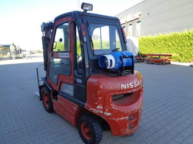 Wózek widłowy Nissan 2,5 t LPG 2005 rok