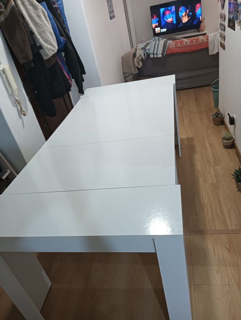 Mesa extensível, com várias opções de tamanhos