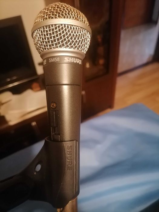 sprzet grajacy koncertowy, keyboard, glosniki , mikrofon, wzmacniacz