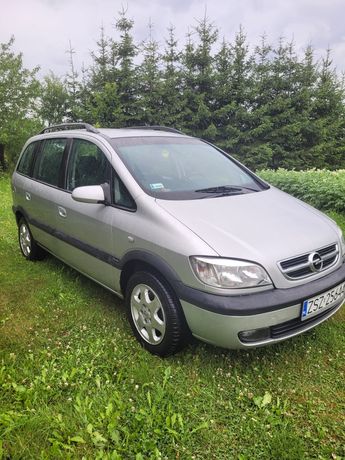 Opel Zafira 2003rok