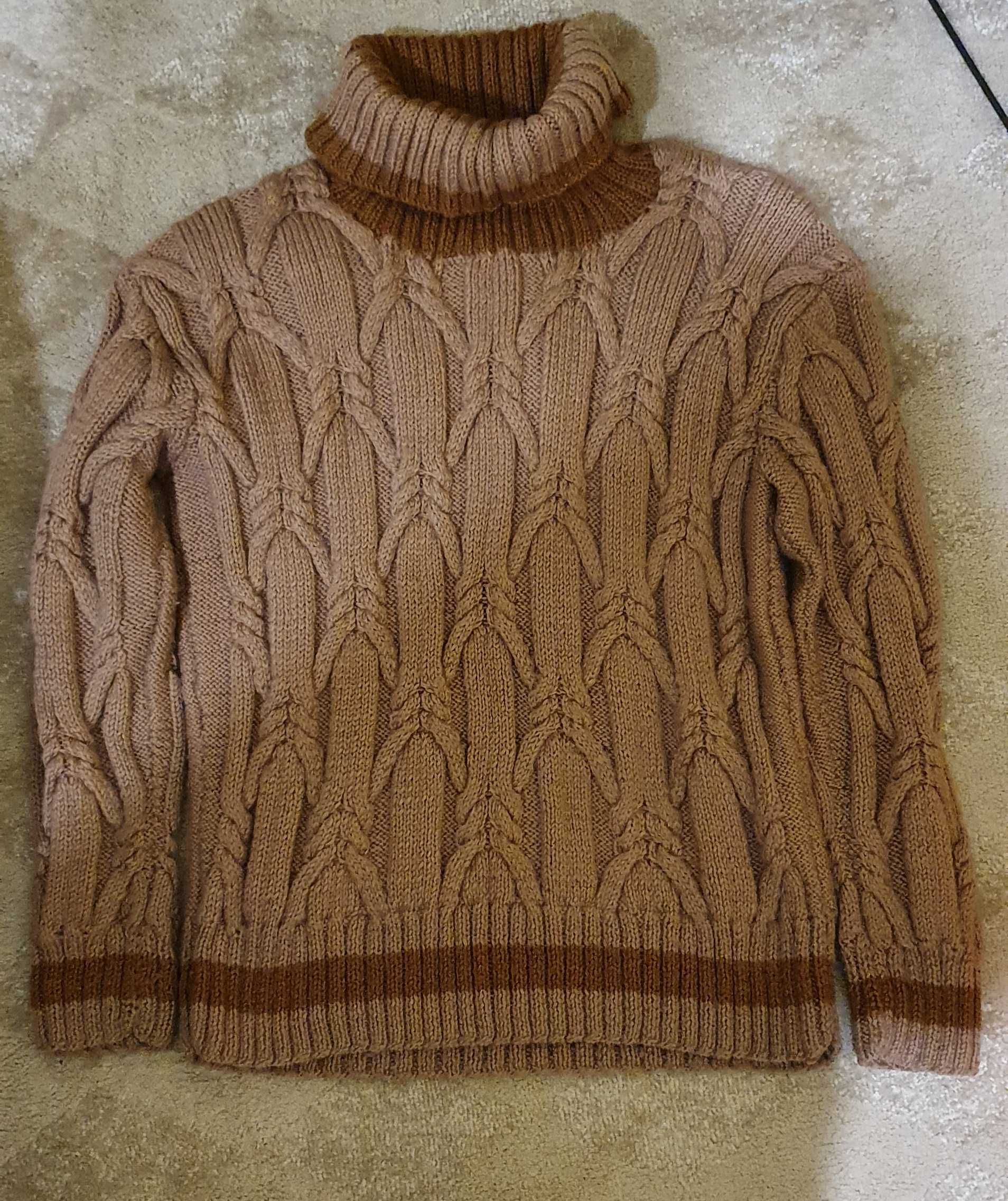 Одежда  женский свитер