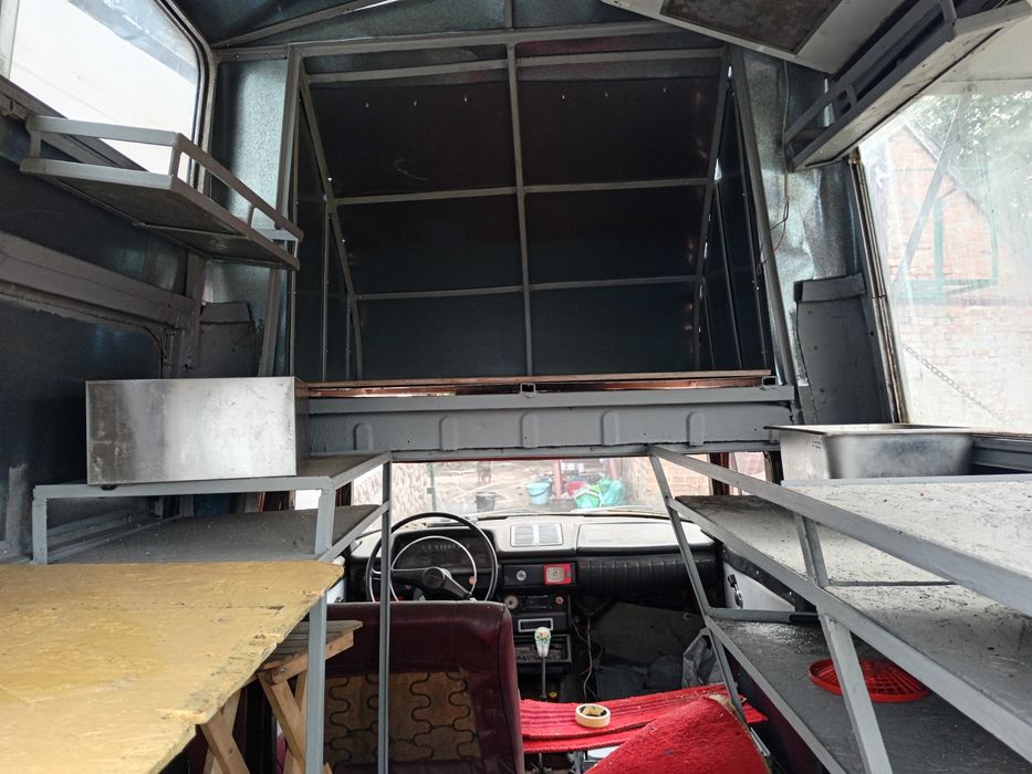 Продам фургон иж