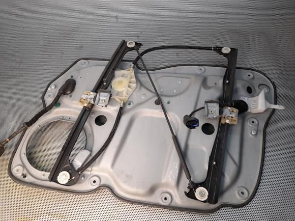 Elevador vidros frente esquerdo VOLKSWAGEN Caddy III Kombi (2KB, 2KJ,