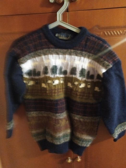 Свитер детский(100%)шерсть.Tulchan