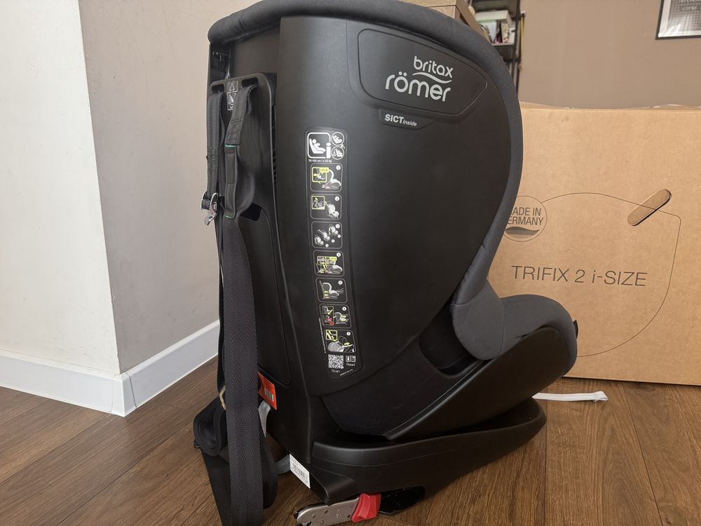 Автокрісло Britax Römer TRIFIX2 i-SIZE (Storm Grey)