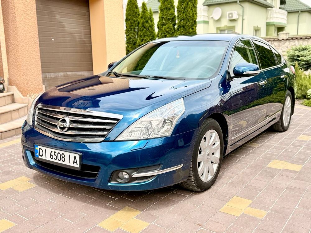 Продам автомобіль в чудовому стані Nissan Teana