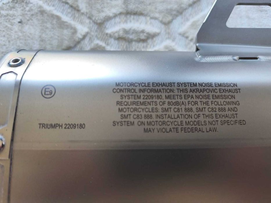 Tłumik Acrapovic dla Triumph Tiger 900 Gt Pro 24>