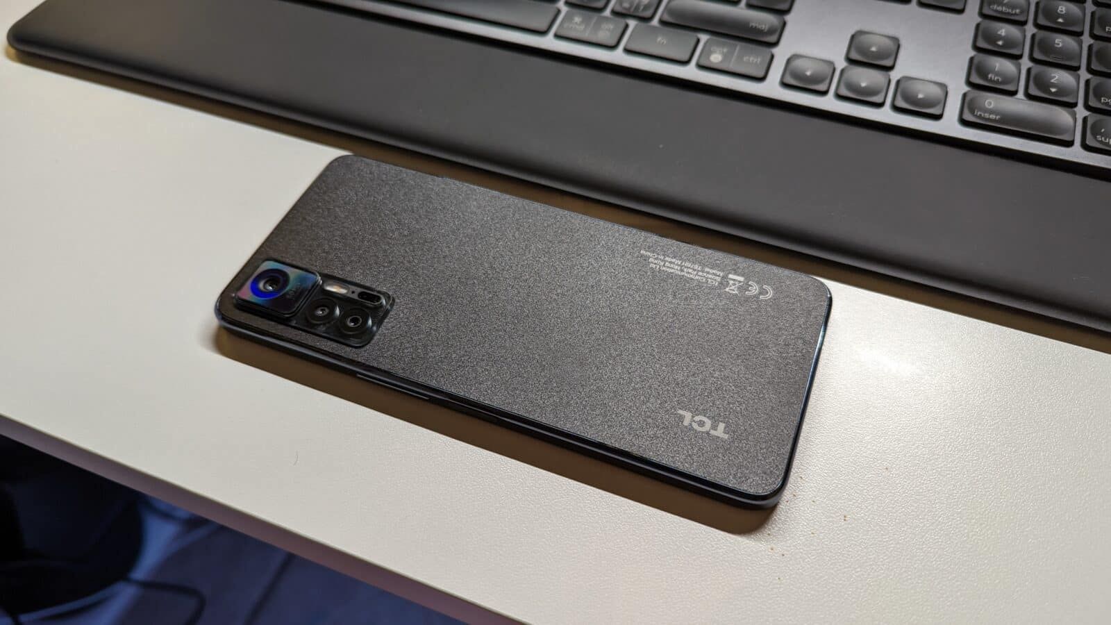 Tcl 30 5g c/novo  impecável sem riscos ou defeitos