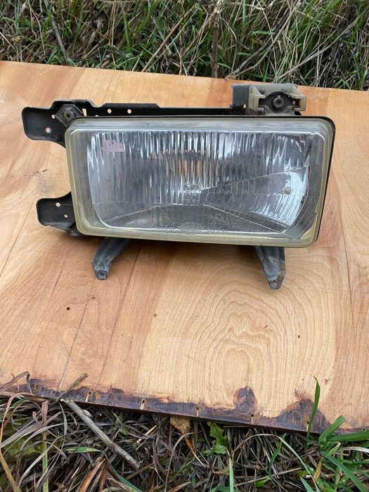 Фари Ауди 80 Ауді 80 права