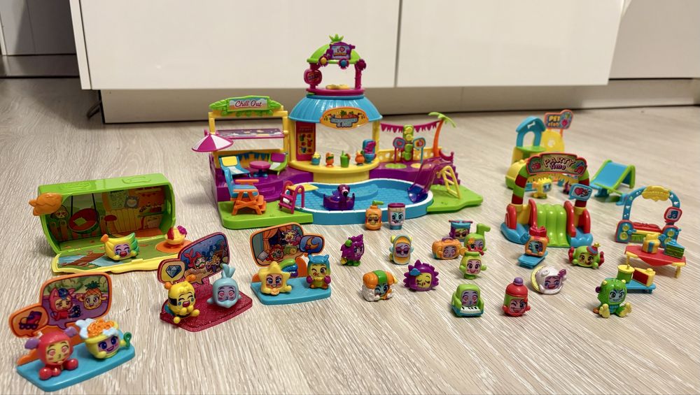 Basen, party time, pet club, fruttis moji pops