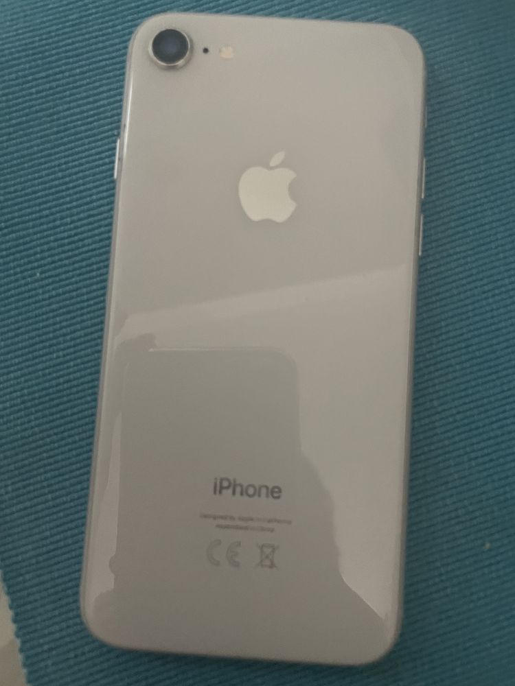 Iphone 8 64GB na cor branca